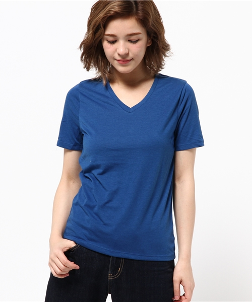 earth music&ecology（アースミュージックアンドエコロジー）の「ＶネックベーシックＴシャツ（Tシャツ/カットソー・レディース・ベージュ/ネイビー/ブラック/カーキ/ブルー/レッド・SMALL/MEDIUM）」の5枚目の写真