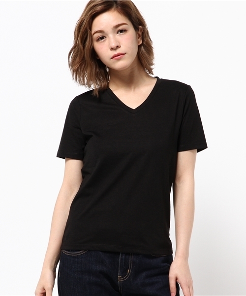 earth music&ecology（アースミュージックアンドエコロジー）の「ＶネックベーシックＴシャツ（Tシャツ/カットソー・レディース・ベージュ/ネイビー/ブラック/カーキ/ブルー/レッド・SMALL/MEDIUM）」の2枚目の写真
