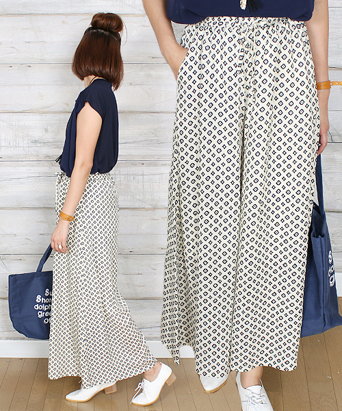 reca（レカ）の「やわらかワイドパンツ（その他パンツ・レディース・ブラック/ネイビー/オフホワイト・M）」の2枚目の写真