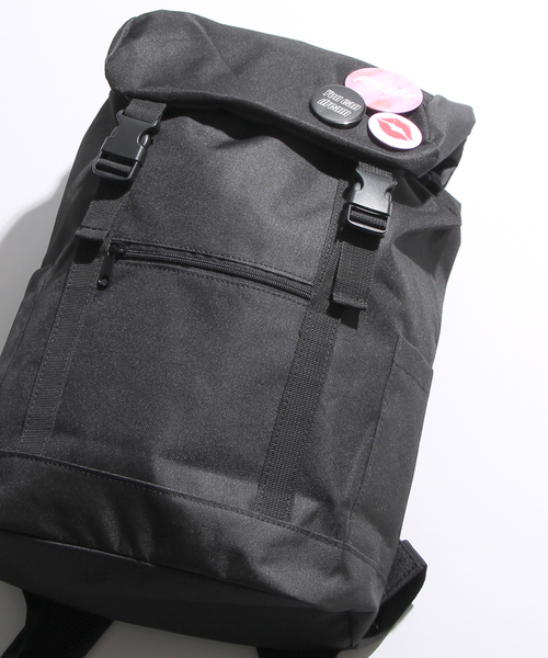 WEGO（ウィゴー）の「WEGO/缶バッヂ付きリュック（バックパック/リュック・レディース・ピンク/パープル/その他1/その他2/ブラック/ホワイト・FREE）」の2枚目の写真