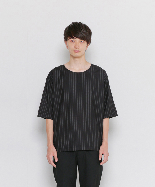 SENSE OF PLACE by URBAN RESEARCH(センスオブプレイスバイアーバンリサーチ)の「ストライプボリュームプルオーバーシャツ(シャツ/ブラウス・メンズ・グレー/ブラック・LARGE/MEDIUM)」の2枚目の写真