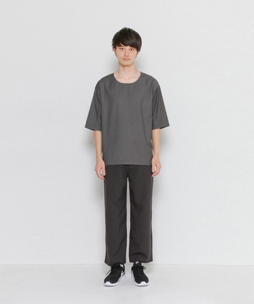 SENSE OF PLACE by URBAN RESEARCH(センスオブプレイスバイアーバンリサーチ)の「ストライプボリュームプルオーバーシャツ(シャツ/ブラウス・メンズ・グレー/ブラック・LARGE/MEDIUM)」の4枚目の写真