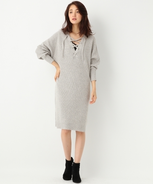 A part by（アパートバイ）の「7Gアゼレースアップワンピース 739525（ワンピース・レディース・ブラック/レッド/ライトグレー・FREE）」の2枚目の写真