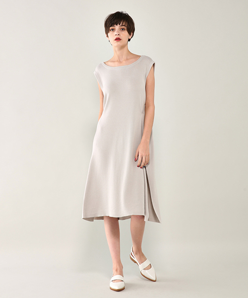 PEGGY LANA(ペギーラナ)の「Side Cross OP(ワンピース・レディース・イエロー/ネイビー/ライトグレー・FREE)」の2枚目の写真