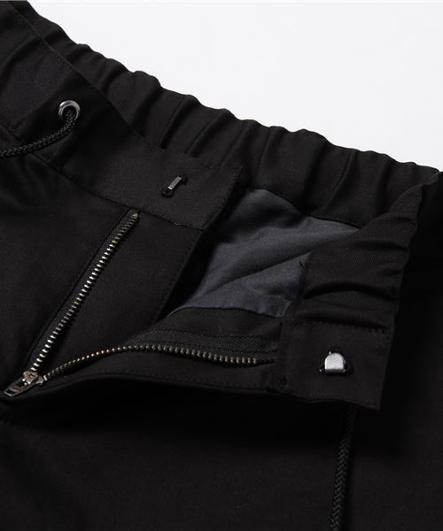 CDM BY CARPEDIEM(シーディーエムバイカルペディエム)の「CDM BY CARPEDIEM(シーディーエム バイ カルペディエム)カットオフチノストレッチパンツ MADE IN JAPAN(チノパンツ・メンズ・ブラック/カーキ・SMALL/MEDIUM/LARGE)」の4枚目の写真