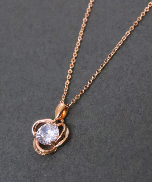 florist（フローリスト）の「CZダイヤフラワーネックレス（ネックレス・レディース・ゴールド/シルバー/ピンクゴールド・FREE）」の6枚目の写真