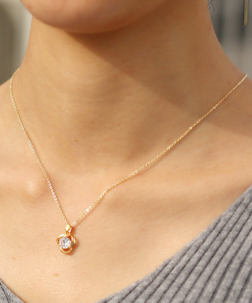 florist（フローリスト）の「CZダイヤフラワーネックレス（ネックレス・レディース・ゴールド/シルバー/ピンクゴールド・FREE）」の8枚目の写真