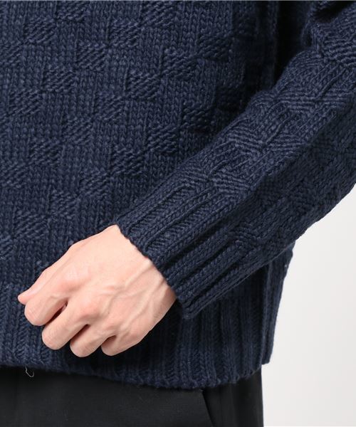 koe（コエ）の「ロービングタートル（ニット/セーター・メンズ・ネイビー/アイボリー・L/M）」の6枚目の写真