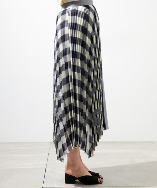 STUDIOUS（ステュディオス）の「アシンメトリーギンガムチェックプリーツスカート（スカート・レディース・ライトグレー/ネイビー・0/1）」の11枚目の写真