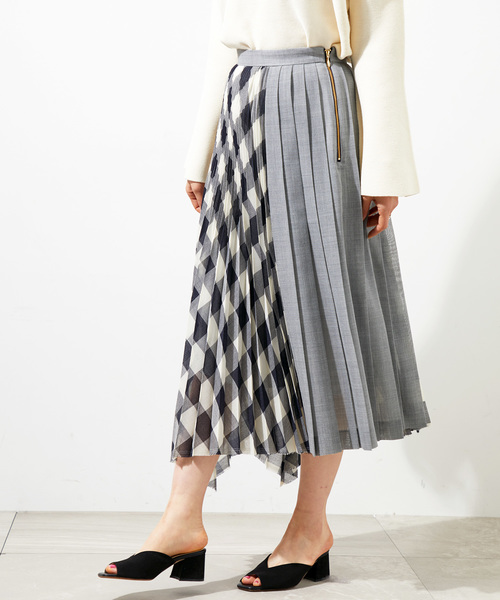 STUDIOUS（ステュディオス）の「アシンメトリーギンガムチェックプリーツスカート（スカート・レディース・ライトグレー/ネイビー・0/1）」の17枚目の写真