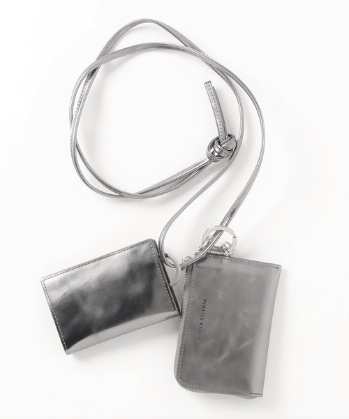 PATRICK STEPHAN(パトリックステファン)の「パトリック ステファン / Leather wallet & card case 'empty-handed' ネックウォレット(財布・メンズ・ブラック/シルバー/シルバー系その他/ベージュ/チャコールグレー/シルバー系その他2/ブラック×シルバー・FREE)」の6枚目の写真