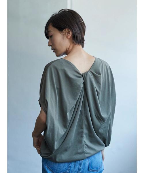 AMERICAN HOLIC（アメリカンホリック）の「・バックねじりプルオーバー（Tシャツ/カットソー・レディース・ブラック/グレー系その他/テラコッタ/オフホワイト/カーキ・FREE）」の8枚目の写真