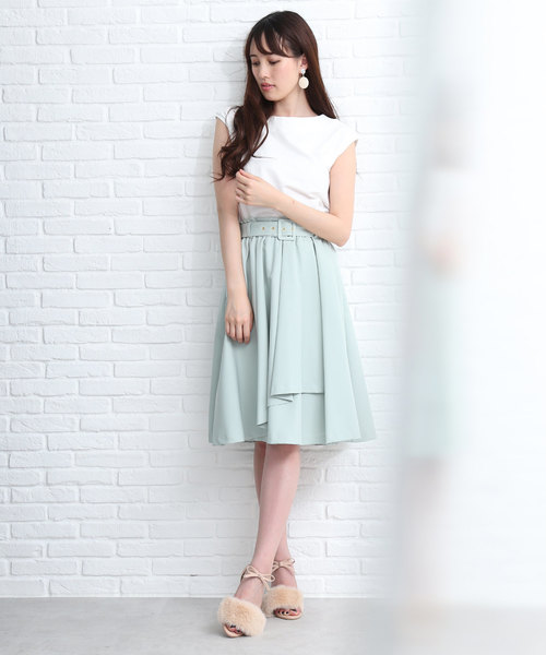 JILL by JILL STUART（ジルバイジルスチュアート）の「バックパールミニ裏毛（Tシャツ/カットソー・レディース・ホワイト/ネイビー/パープル・FREE）」の12枚目の写真