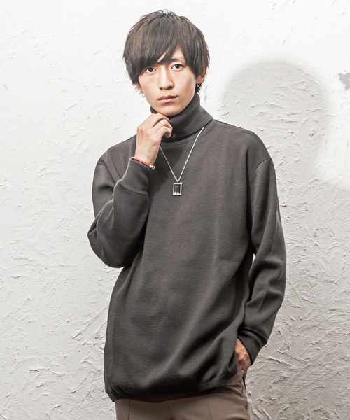 MinoriTY（マイノリティ）の「ミラノリブ編みビッグシルエットタートルネックニット（ニット/セーター・メンズ・ブラック/ブラウン/チャコールグレー/ベージュ/ワイン/杢グレー/オフホワイト・L/M）」の4枚目の写真