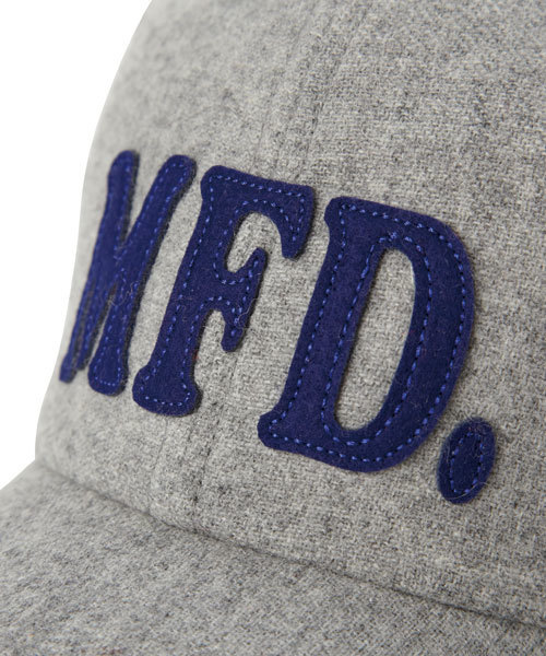 MILKFED.(ミルクフェド)の「BASE BALL CAP MFD(キャップ・レディース・アッシュグレー/レッド・ONE SIZE)」の5枚目の写真