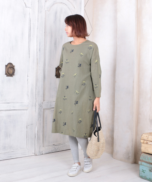 sabstreet my standard（サブストリートマイスタンダード）の「綿麻ボタニカル刺繍ワンピース【大きいサイズ対応】【9号(M)～15号(3L)】（ワンピース・レディース・カーキ/ネイビー/ライトグレー・15号/9号）」の14枚目の写真