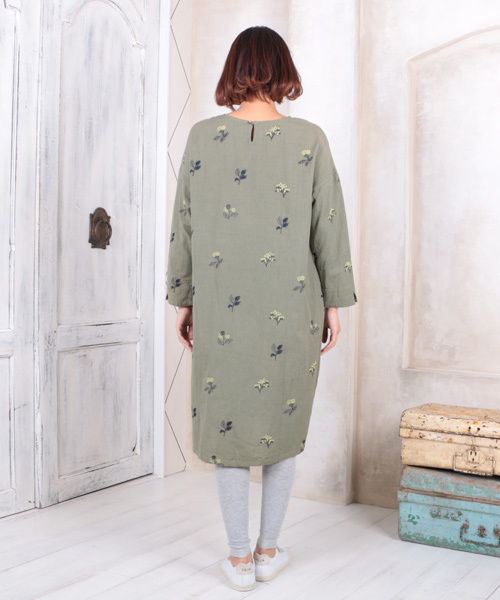 sabstreet my standard（サブストリートマイスタンダード）の「綿麻ボタニカル刺繍ワンピース【大きいサイズ対応】【9号(M)～15号(3L)】（ワンピース・レディース・カーキ/ネイビー/ライトグレー・15号/9号）」の12枚目の写真