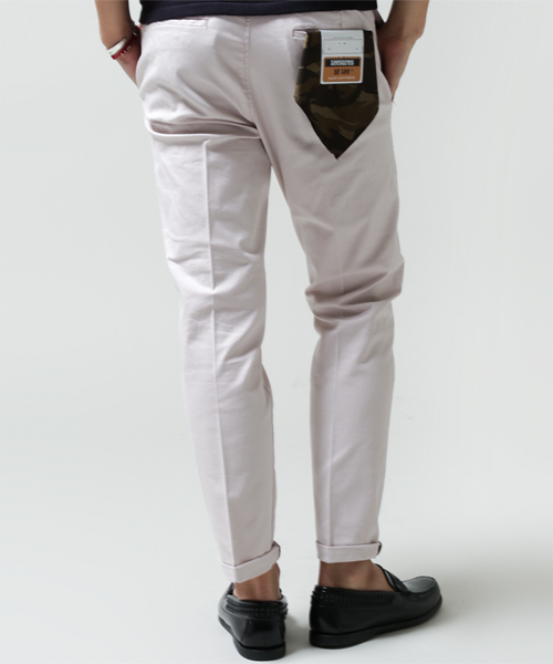 NANO universe（ナノユニバース）の「Lee(リー)/ 別注Trouser（スラックス・メンズ・ベージュ/ホワイト/ブラック/ピンクベージュ/レッド/ブルー/ネイビー・SMALL/MEDIUM/LARGE）」の18枚目の写真