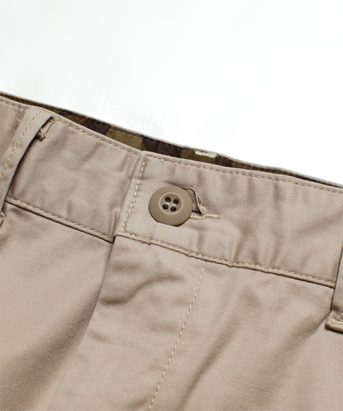 NANO universe（ナノユニバース）の「Lee(リー)/ 別注Trouser（スラックス・メンズ・ベージュ/ホワイト/ブラック/ピンクベージュ/レッド/ブルー/ネイビー・SMALL/MEDIUM/LARGE）」の19枚目の写真