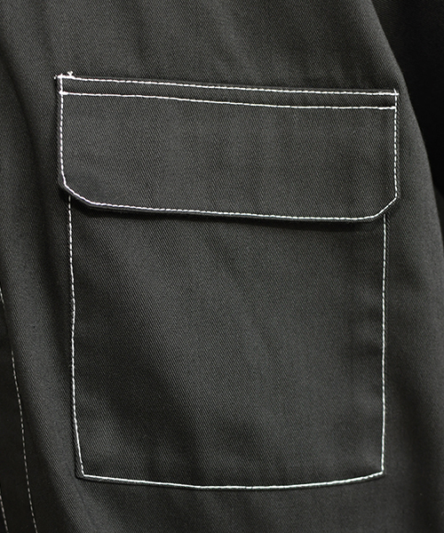 PairPair(ペアペア)の「配色ステッチポケット付きドロストビッグシャツ(シャツ/ブラウス・メンズ・ブラック/ベージュ・FREE)」の22枚目の写真