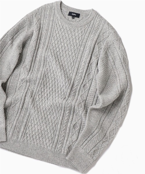 SHIPS（シップス）の「SC: WOOLMARK ミドルゲージ ランダム/アラン クルーネック ニット（ニット/セーター・メンズ・ブルー/グリーン/カーキ/グレー/ネイビー/ブラック/ホワイト・SMALL/MEDIUM/LARGE/X-LARGE）」の3枚目の写真