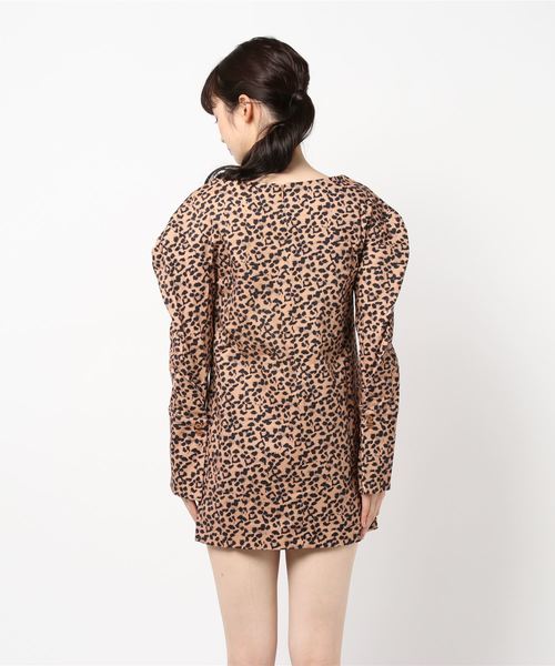 EMODA（エモダ）の「ＬＥＯＰＡＲＤ ＰＵＦＦ ＯＰ（ワンピース・レディース・ブラック/その他1・FREE）」の4枚目の写真