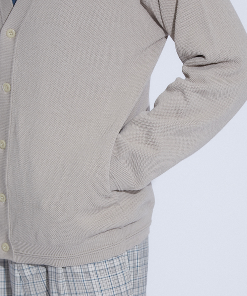 ABAHOUSE(アバハウス)の「タック カノコ Vネック カーディガン(カーディガン/ボレロ・メンズ・オレンジ系その他/ネイビー/グレイッシュブルー/グレイッシュベージュ・50/44/46/48)」の10枚目の写真