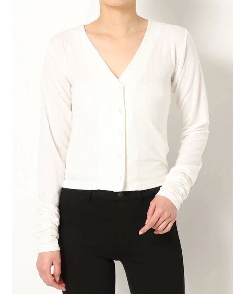 jouetie（ジュエティ）の「フロントボタンカットカーデトップス（カーディガン/ボレロ・レディース・ブラック/パープル/オフホワイト/ミント・MEDIUM）」の2枚目の写真