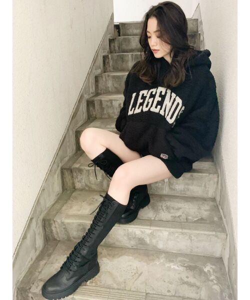 GYDA(ジェイダ)の「LEGENDSボアパーカー(パーカー・レディース・ブラック/ブラウン/オフホワイト・FREE)」の4枚目の写真