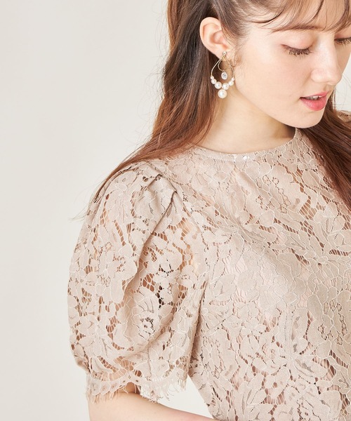 tocco closet(トッコ クローゼット)の「スカラップ×りぼん装飾パフスリーブ総レースワンピース(ワンピース・レディース・ベージュ/ブラック・M)」の12枚目の写真