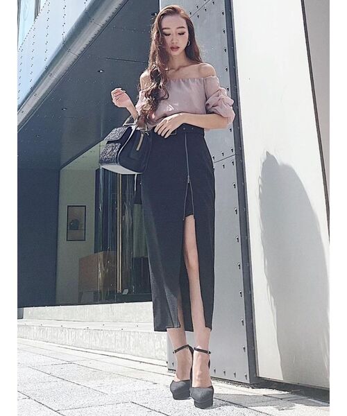 RESEXXY（リゼクシー）の「袖ボリュームオフショルブラウス（シャツ/ブラウス・レディース・ホワイト/ブラック/モカ・FREE）」の6枚目の写真