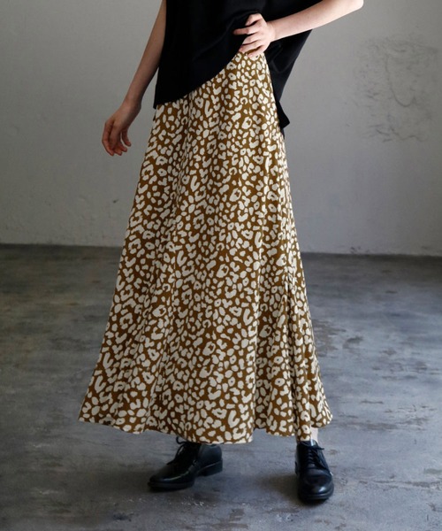 サテンマーメイドフレアロングスカート