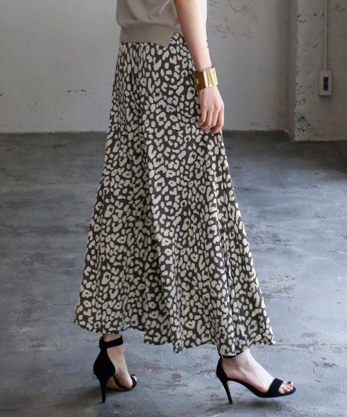 サテンマーメイドフレアロングスカート