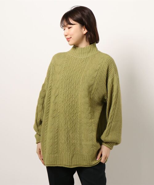 KOBE LETTUCE(コウベレタス)の「ビッグシルエットモックネックケーブルニットチュニック(ニット/セーター・レディース・モカ/オリーブ/ピンク・FREE)」の13枚目の写真
