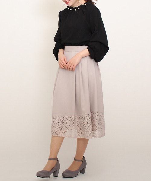 TRUDEA(トルディア)の「裾レースフレアスカート(スカート・レディース・カーキ/ネイビー/ベージュ・SMALL/LARGE/MEDIUM)」の9枚目の写真