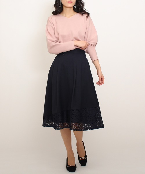 TRUDEA(トルディア)の「裾レースフレアスカート(スカート・レディース・カーキ/ネイビー/ベージュ・SMALL/LARGE/MEDIUM)」の13枚目の写真