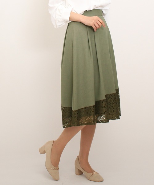 TRUDEA(トルディア)の「裾レースフレアスカート(スカート・レディース・カーキ/ネイビー/ベージュ・SMALL/LARGE/MEDIUM)」の15枚目の写真