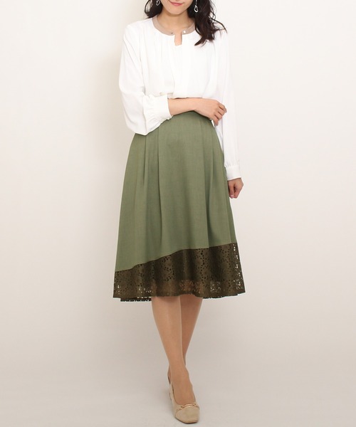 TRUDEA(トルディア)の「裾レースフレアスカート(スカート・レディース・カーキ/ネイビー/ベージュ・SMALL/LARGE/MEDIUM)」の16枚目の写真