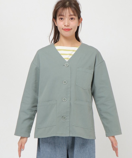 LBC(エルビーシー)の「製品染めノーカラージャケット(ブルゾン・レディース・エメラルド/ベージュ・M/L)」の5枚目の写真