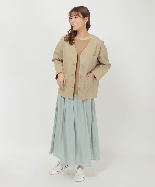 LBC(エルビーシー)の「製品染めノーカラージャケット(ブルゾン・レディース・エメラルド/ベージュ・M/L)」の21枚目の写真