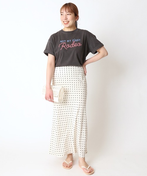 U by SPICK&SPAN(ユーバイスピックアンドスパン)の「≪追加≫サテンスカート 2◆(スカート・レディース・ホワイト・34/36/38)」の2枚目の写真