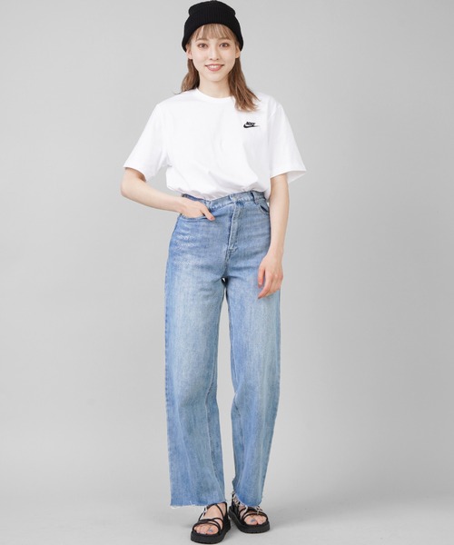 NIKE（ナイキ）の「【NIKE / ナイキ】ワンポイントロゴ半袖Tシャツ/S,M2サイズ展開（Tシャツ/カットソー・レディース・ホワイト/ブラック/ミント/ラベンダー・M/L/S）」の7枚目の写真