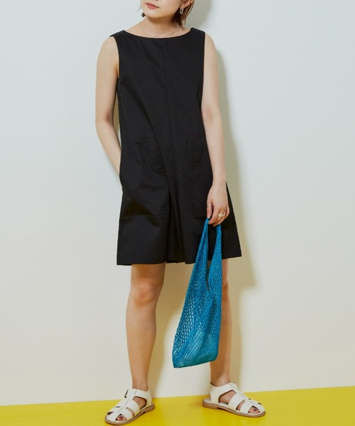 Auntie Rosa Holiday（アンティローザホリデー）の「ノースリーブショートサロペット（サロペット/オーバーオール・レディース・ブルー/ブラック・FREE）」の3枚目の写真