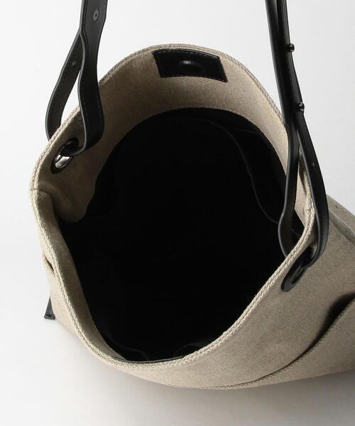 green label relaxing（グリーンレーベルリラクシング）の「CS １SLD IN PC バッグ（ショルダーバッグ・レディース・ブラック/オフホワイト・FREE）」の7枚目の写真