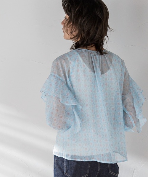 socolla(ソコラ)の「【socolla】袖ラッフル幾何柄ブラウス(シャツ/ブラウス・レディース・ブルー系その他/ピンク系その他・S/M)」の8枚目の写真