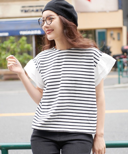 coca(coca)(コカ)の「フリルドッキングボーダートップス(Tシャツ/カットソー・レディース・ホワイト/ブルー・ONE SIZE)」の2枚目の写真