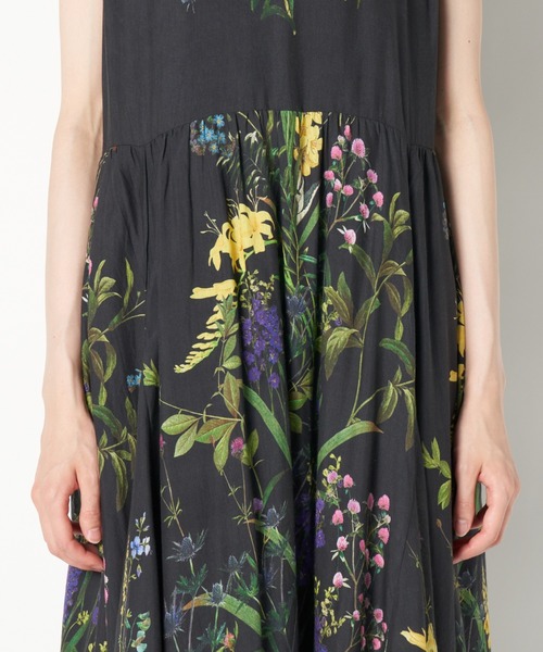 DOLLUPOOPS（ドールアップウップス）の「oops/605076 ﾎﾞﾀﾆｶﾙOP