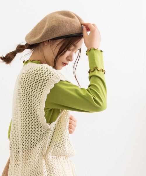 POU DOU DOU（プードゥドゥ）の「パイピングバスクベレー（ハンチング/ベレー帽・レディース・ブラック/ネイビー/キャメル・8）」の6枚目の写真