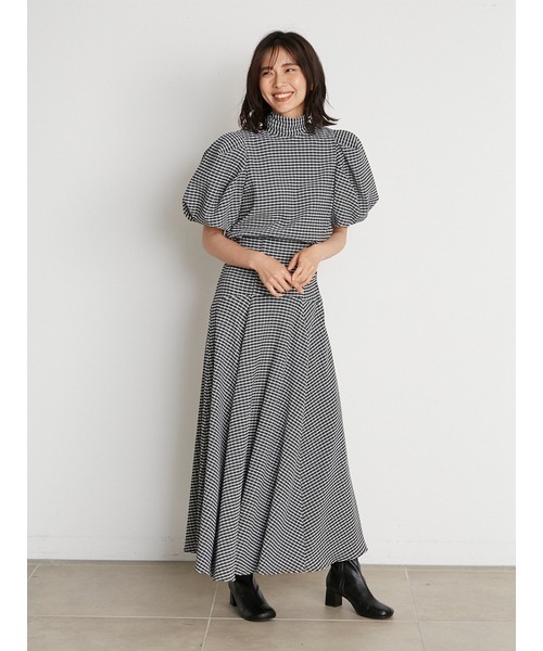 SNIDEL（スナイデル）の「ボリュームスクエアスリーブブラウス（シャツ/ブラウス・レディース・ホワイト/パープル/その他・FREE）」の17枚目の写真