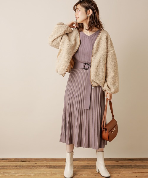 natural couture(ナチュラルクチュール)の「【WEB限定・大好評リバイバルアイテム】配色ニットプリーツワンピース(ワンピース・レディース・グレイッシュベージュ/ミント/ラベンダー/ブラック/ピンクベージュ・FREE)」の15枚目の写真